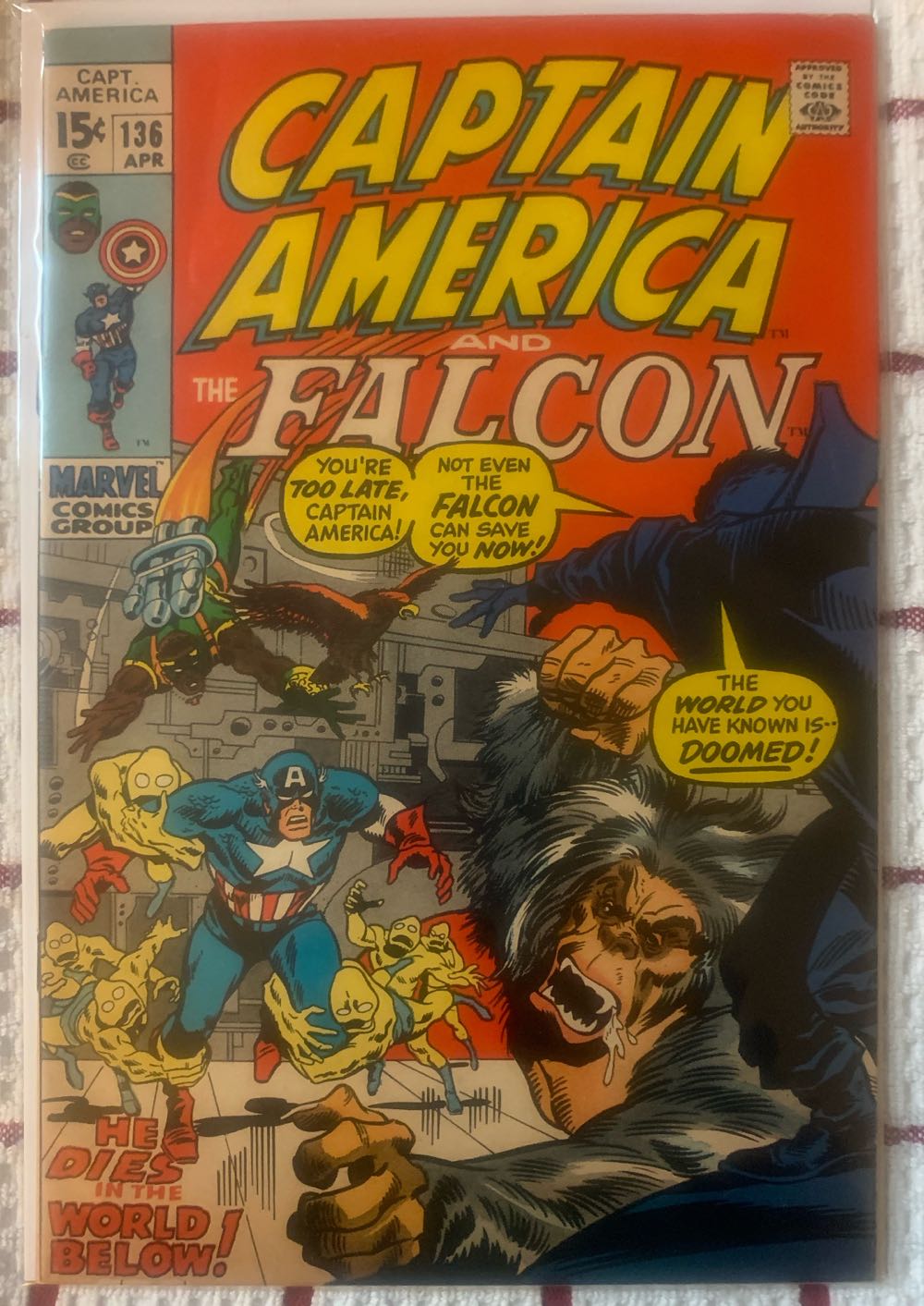 Captain America - Marvel (136 - Apr 1971) comic book collectible [Barcode 6885536] - Main Image 2