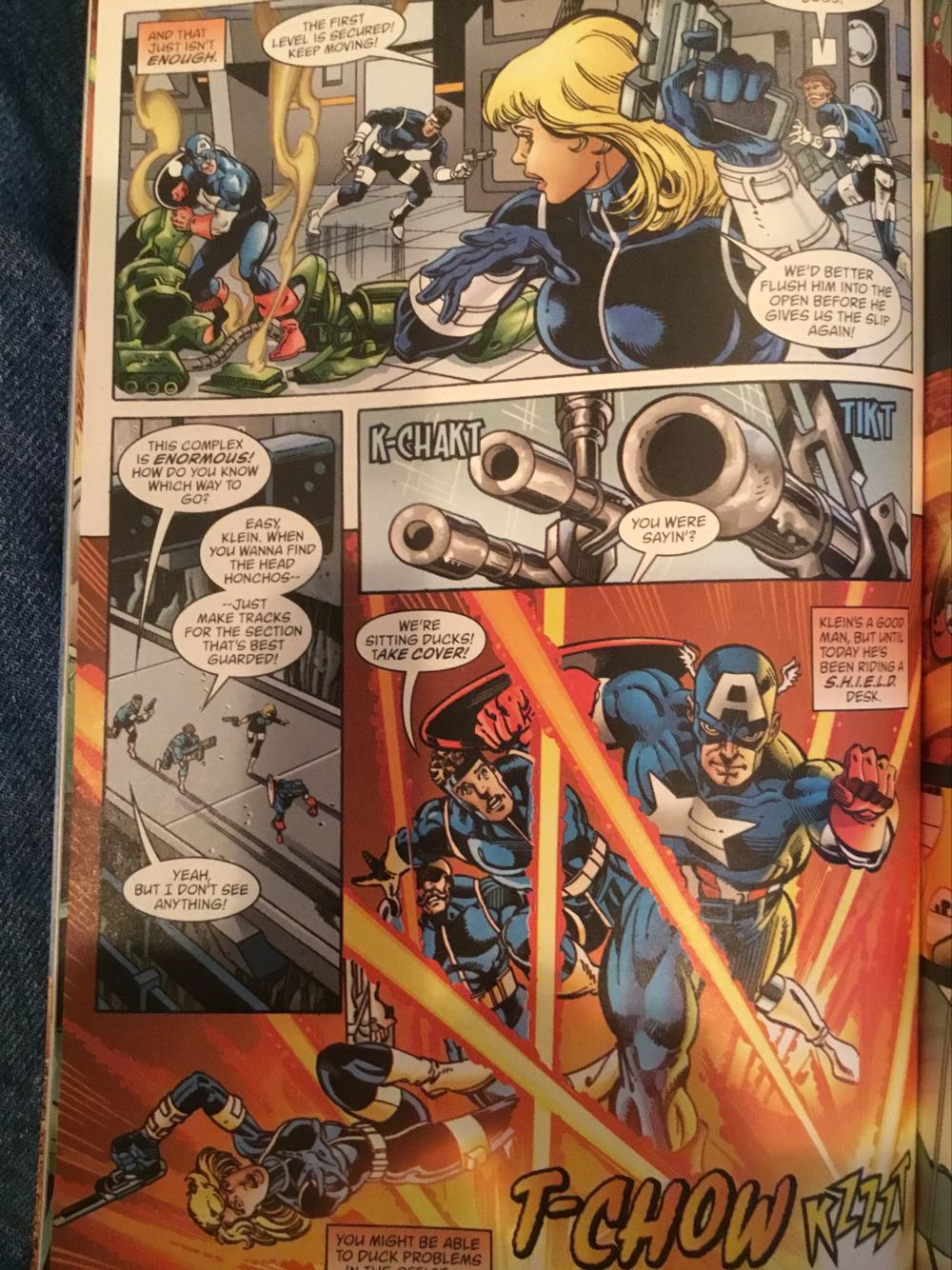 Captain America - Marvel Comics (39 - 03/2001) comic book collectible - Main Image 2