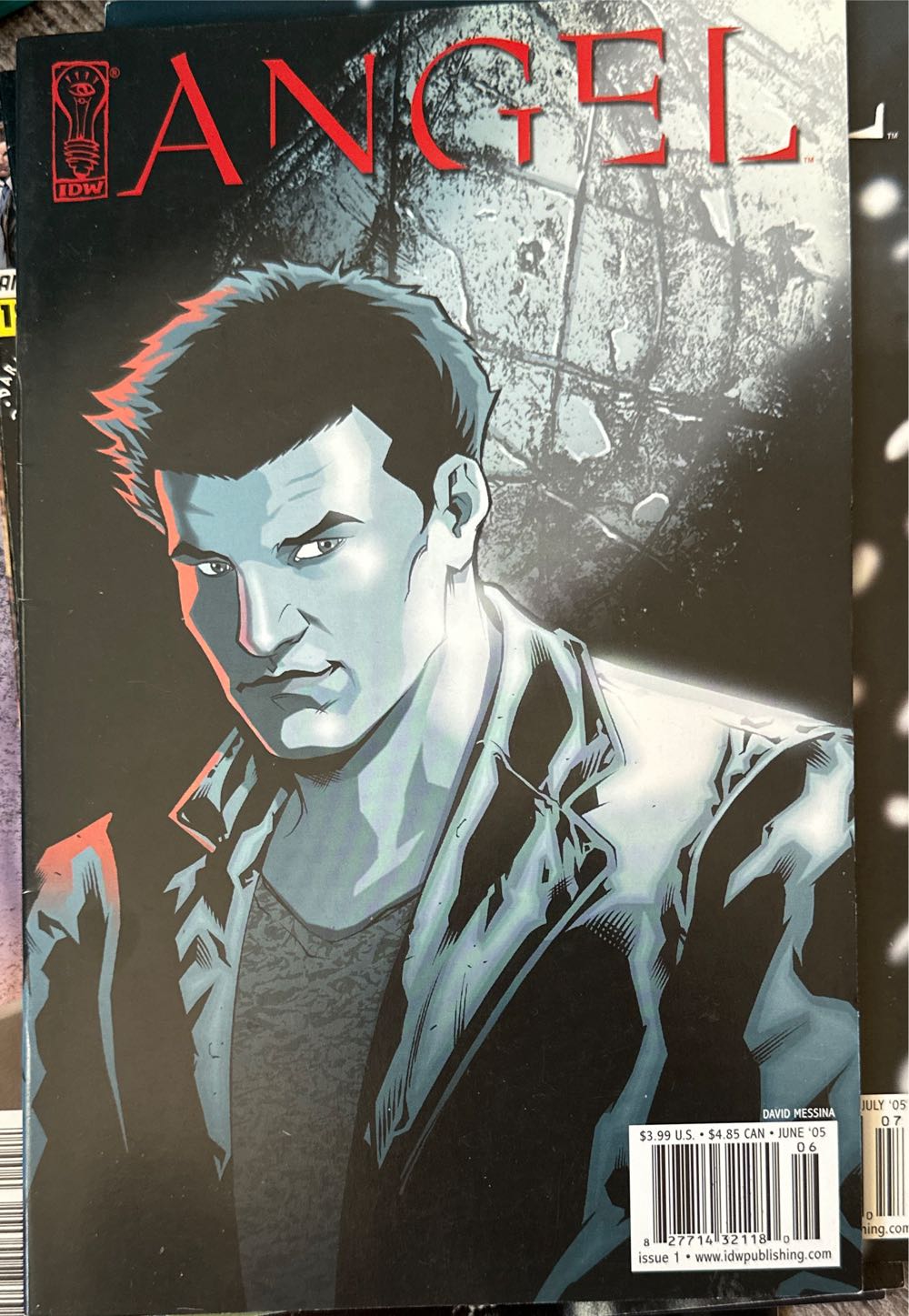 Angel  (1) comic book collectible [Barcode 827714321180] - Main Image 2