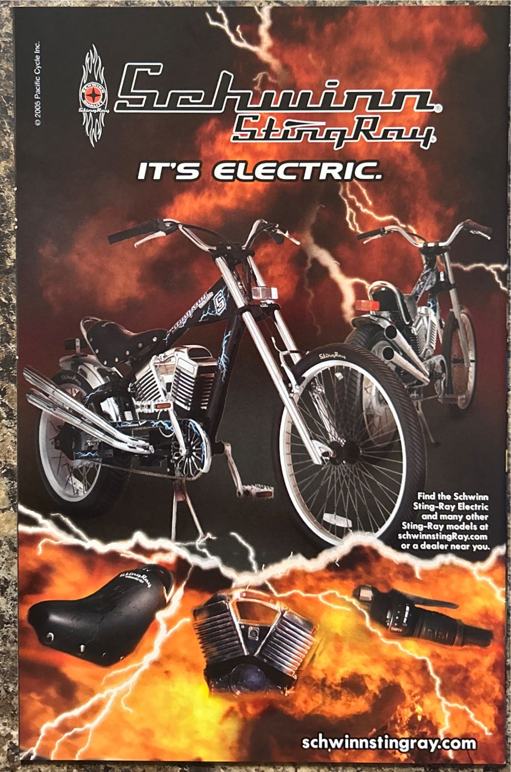 Nightwing - DC Comics (110 - Sep 2005) comic book collectible [Barcode 76194120739111011] - Main Image 2