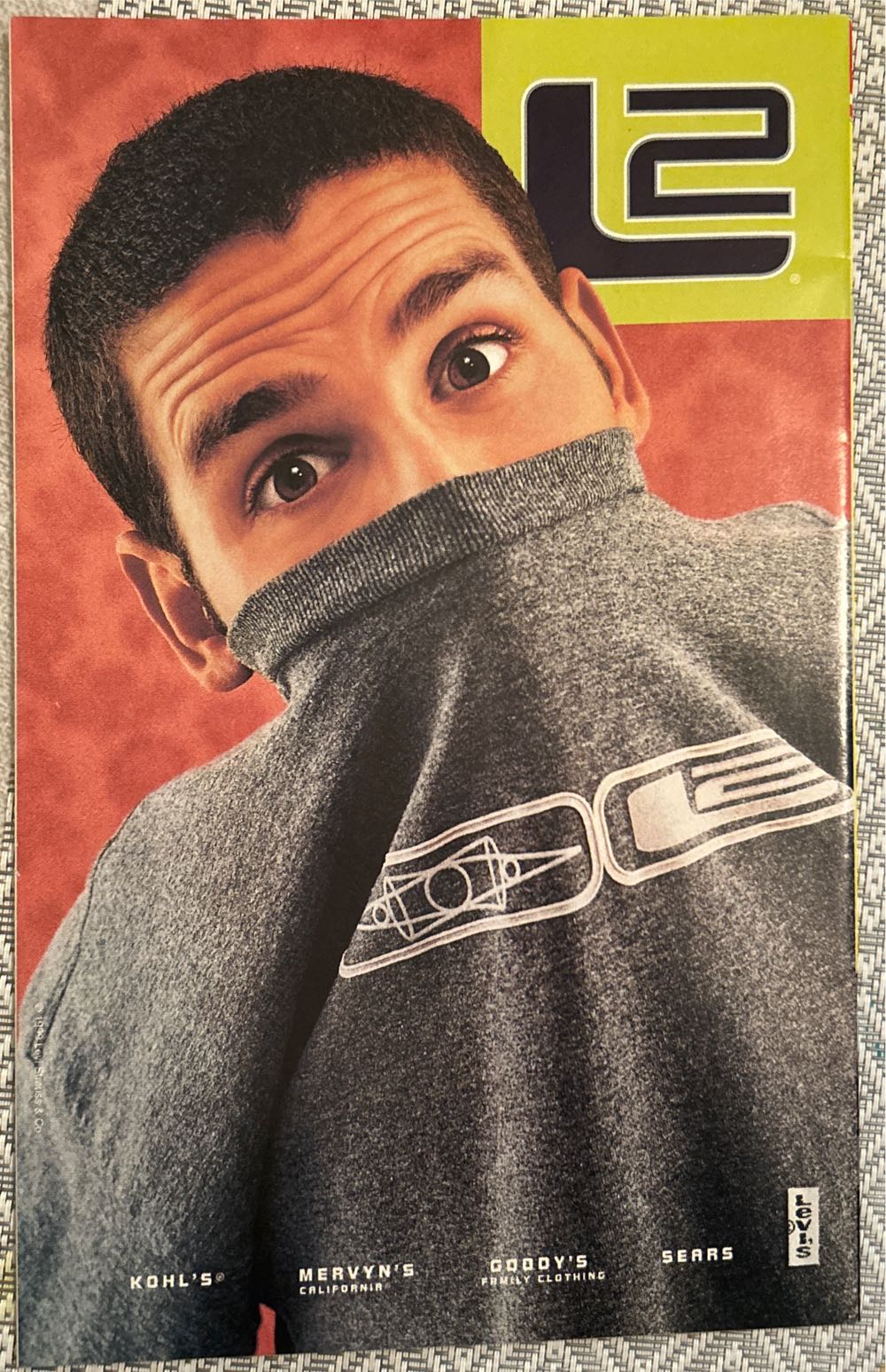 Nightwing 00 - DC Comics (40 - Feb 2000) comic book collectible [Barcode 76194120739104011] - Main Image 2