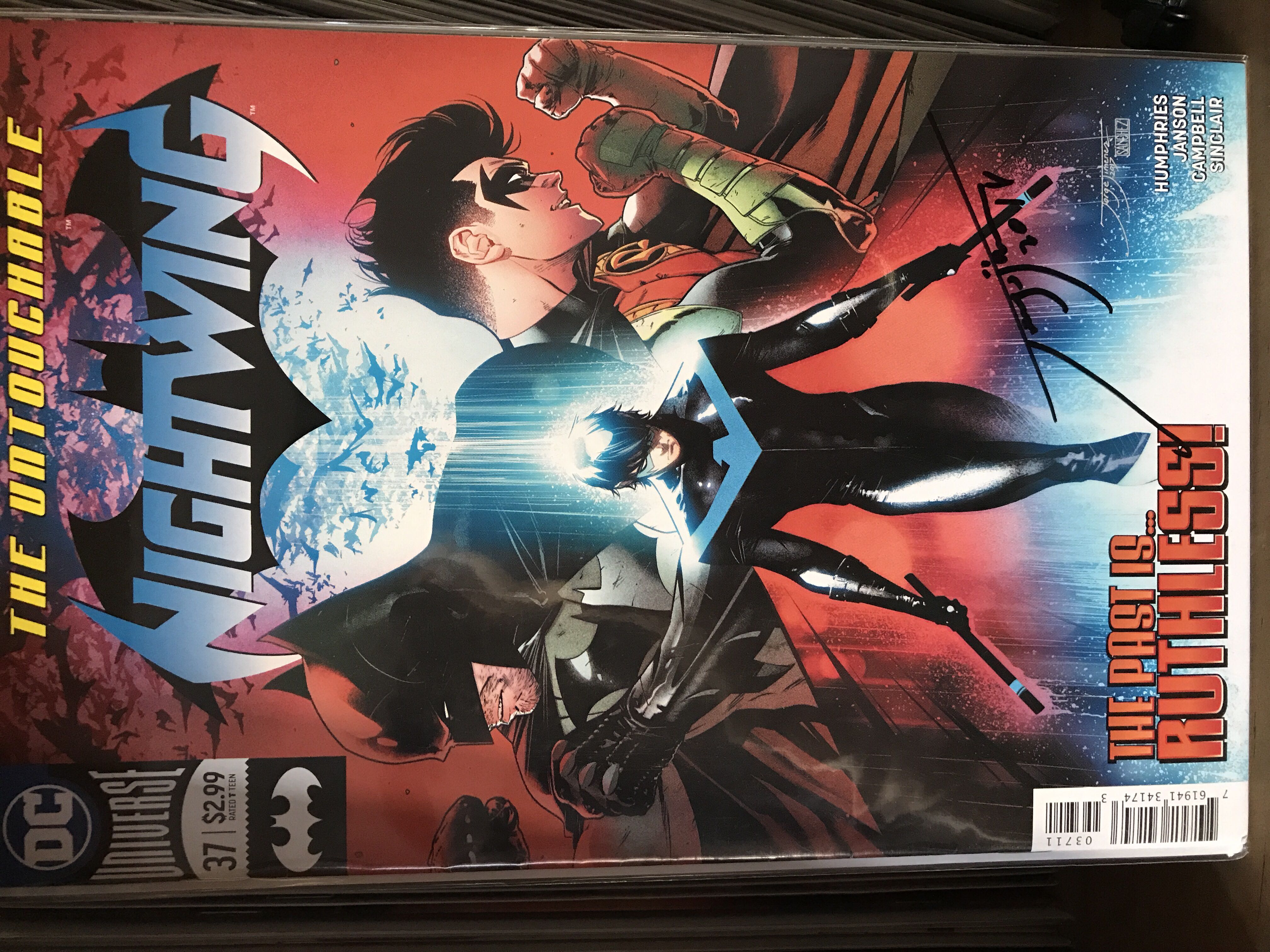 Nightwing - DC (37 - Jan 2018) comic book collectible [Barcode 76194134174303711] - Main Image 3