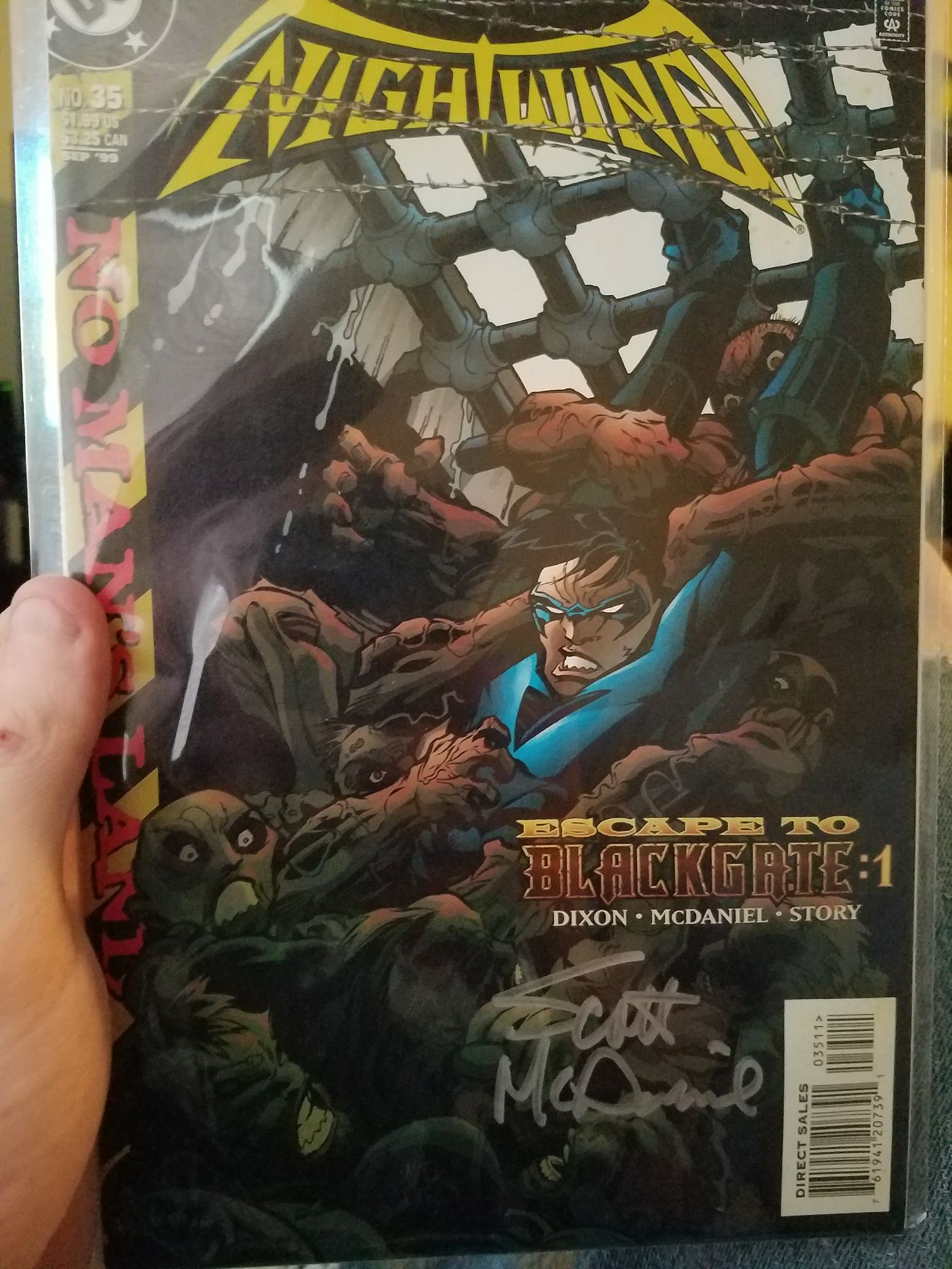Nightwing  (35 - 09/1999) comic book collectible [Barcode 761941207391] - Main Image 1
