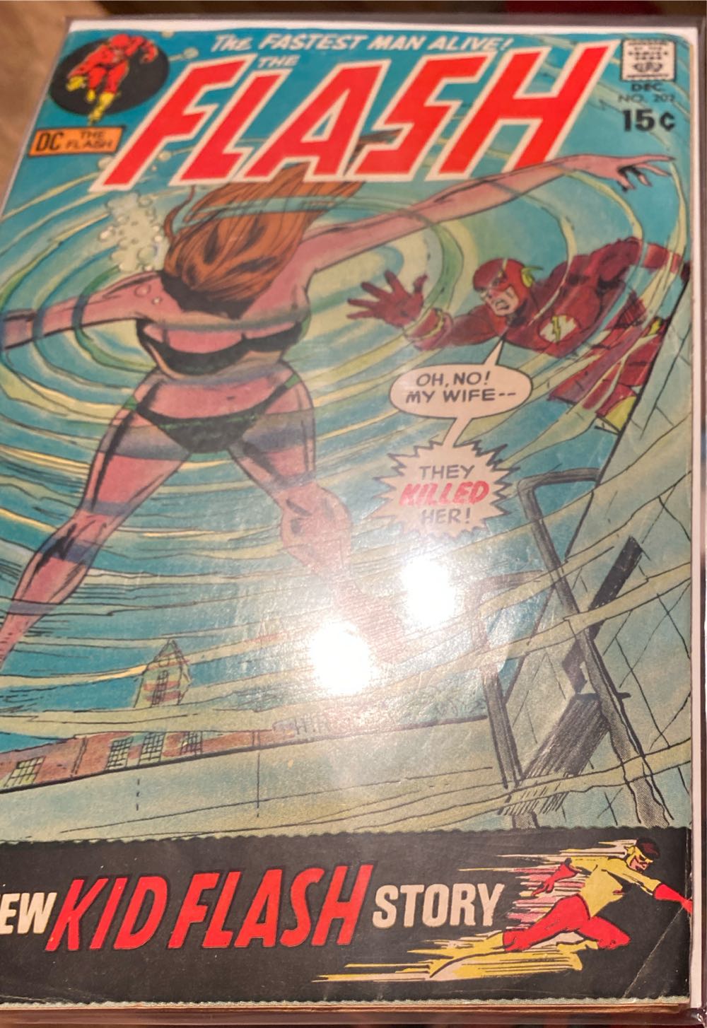 The Flash Vol 1 - DC (202 - Dec 1970) comic book collectible [Barcode 761941279695] - Main Image 2