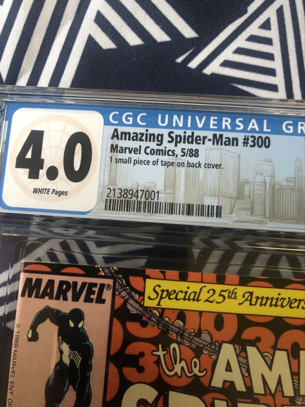 Amazing Spider-Man - Marvel (300 - May 1988) comic book collectible [Barcode 071486024576] - Main Image 3