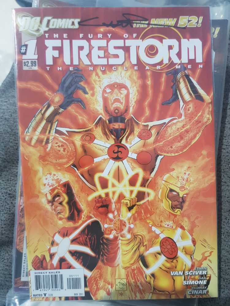 The Fury Of Firestorm: The Nuclear Men - DC (1 - Nov 2011) comic book collectible [Barcode 76194130503500111] - Main Image 2