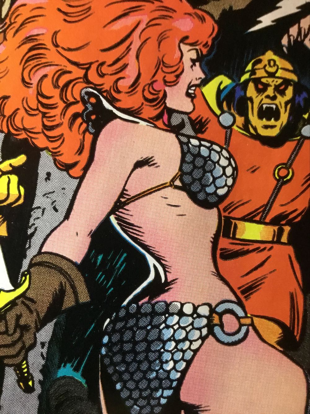 Red Sonja - Marvel Comics Group (15 - May 1979) comic book collectible [Barcode 725130029775] - Main Image 2