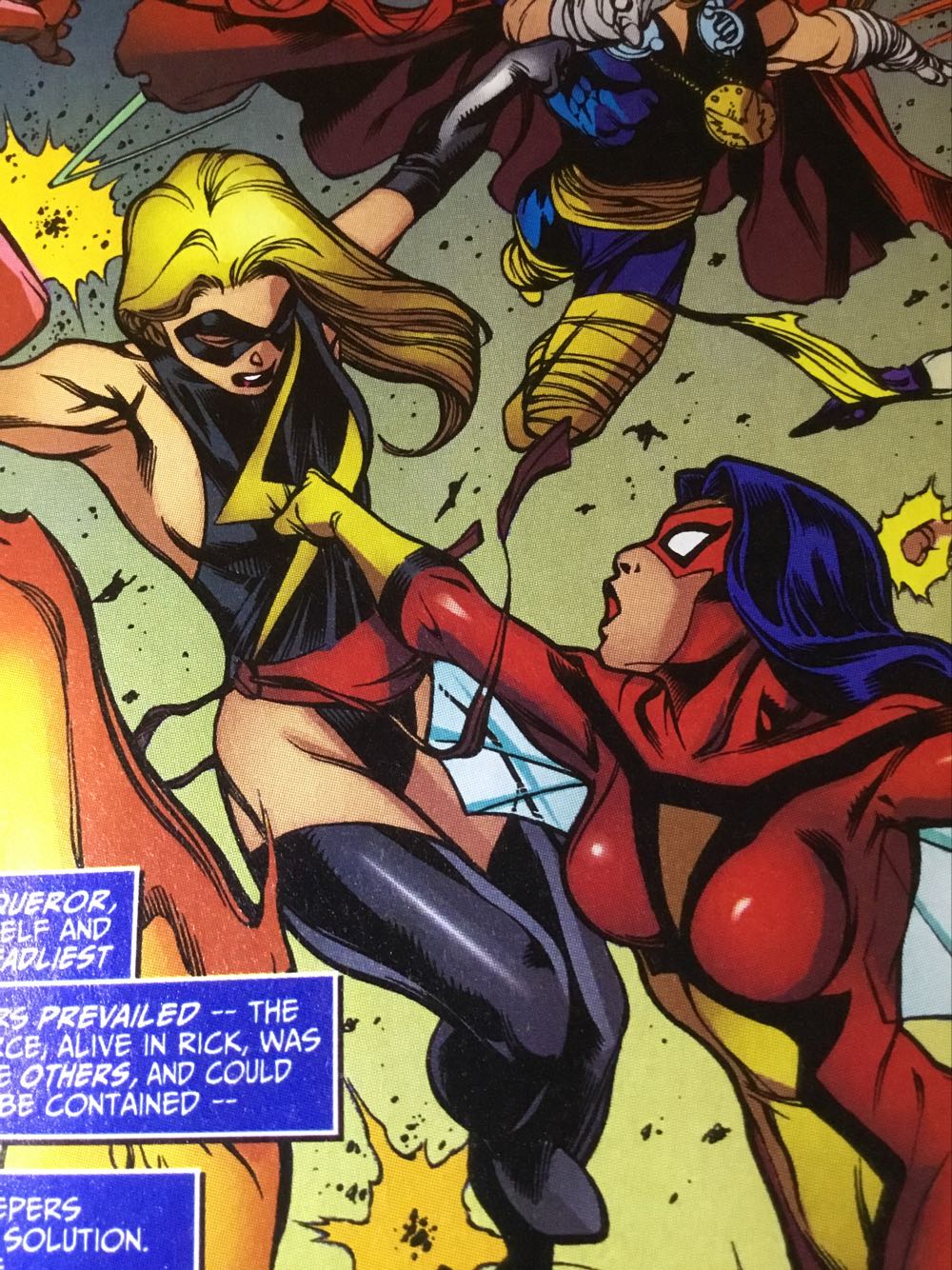 Avengers Forever - Marvel Comics (12 - Feb 2000) comic book collectible [Barcode 759606036356] - Main Image 2