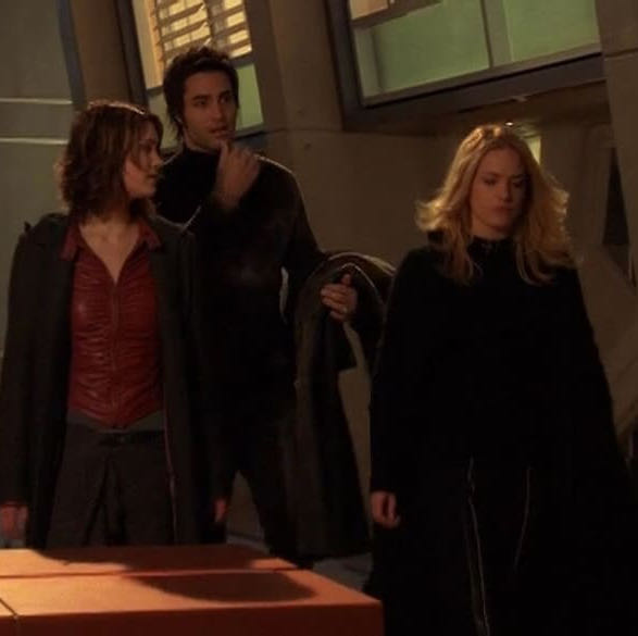 Mutant X - Marvel Comics (17 - Feb 2000) comic book collectible [Barcode 75960604690401711] - Main Image 3