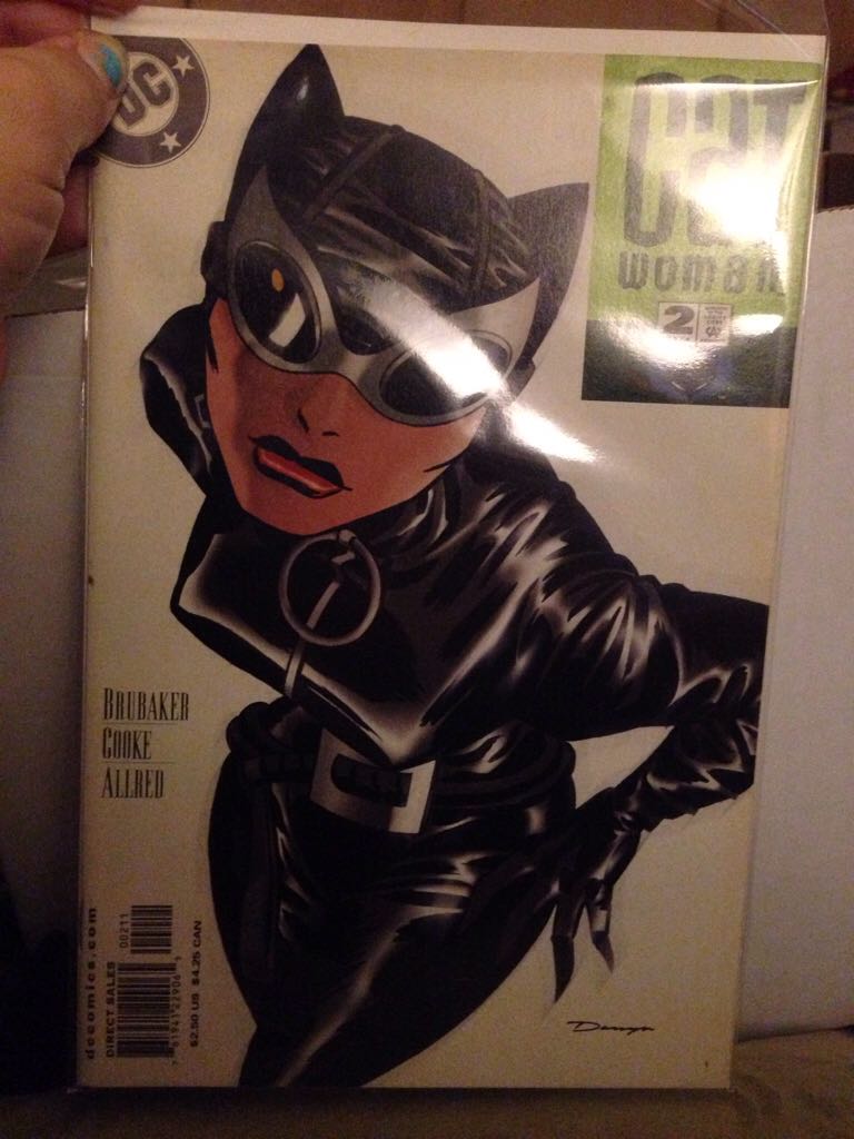 Catwoman  (2) comic book collectible - Main Image 1