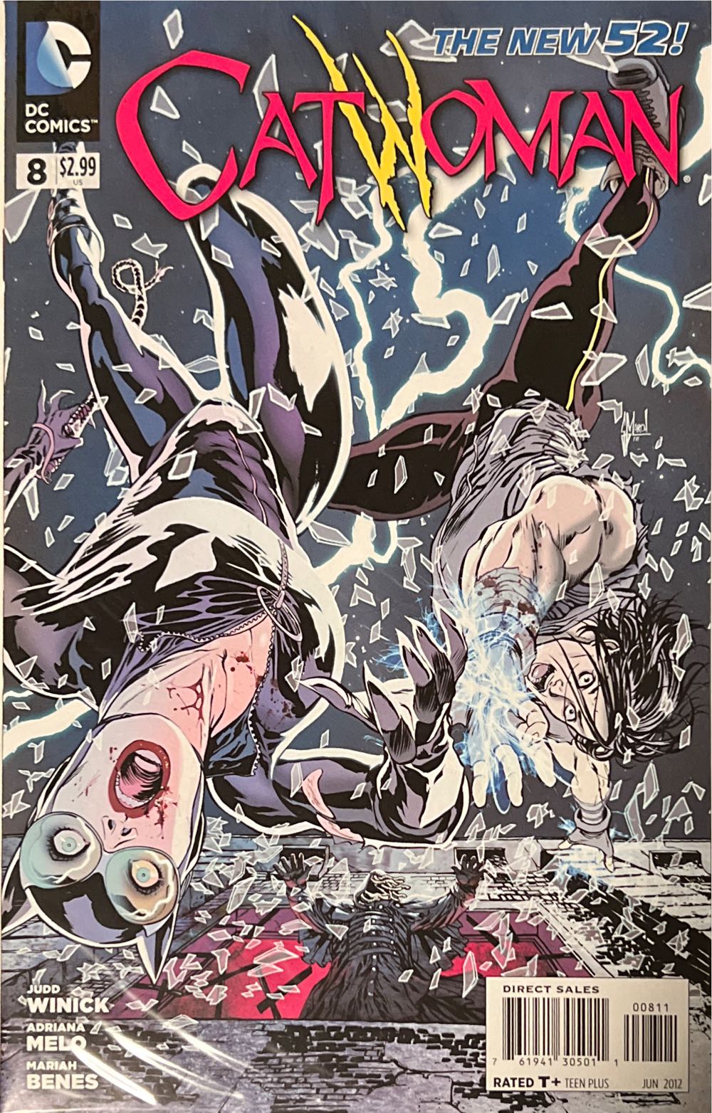 Catwoman, Vol. 4 - DC Comics (8 - Jun-12) comic book collectible [Barcode 76194130501100811] - Main Image 2