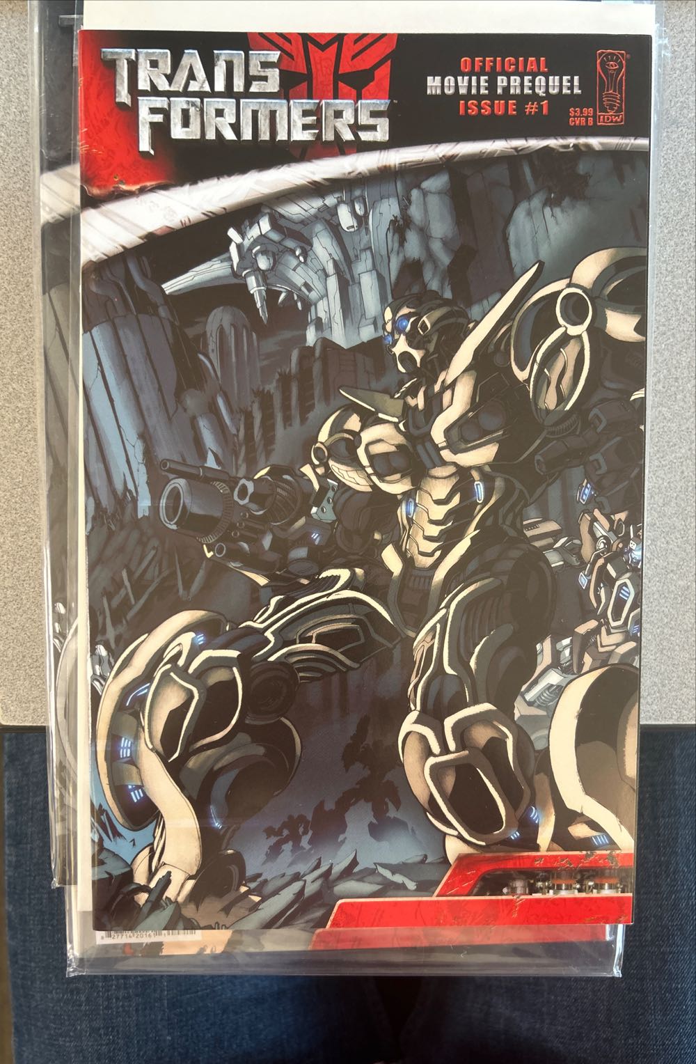 Transformers: Official Movie Prequel  (1 - Feb 2007) comic book collectible [Barcode 82771420161100111] - Main Image 2