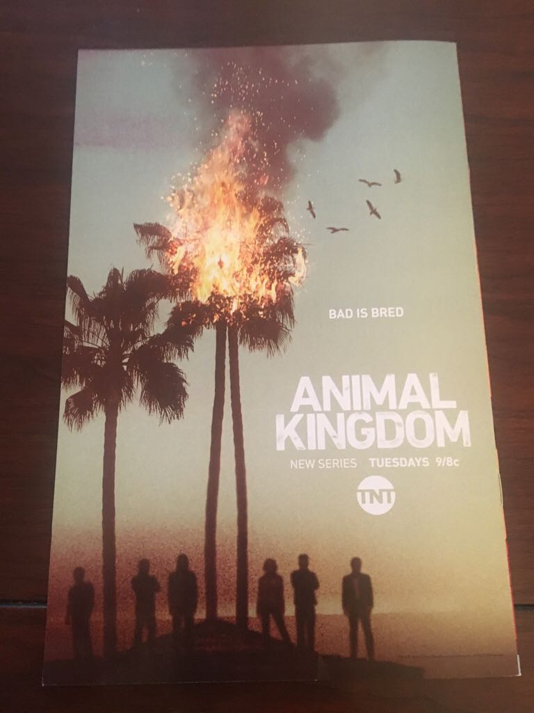 Harley Quinn - DC (29 - Aug 2016) comic book collectible [Barcode 761941318875] - Main Image 2