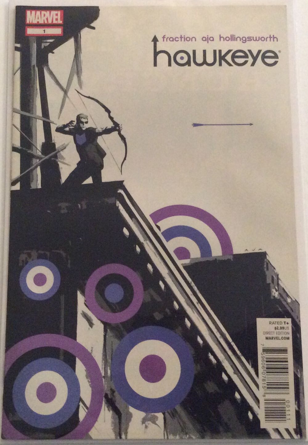 Hawkeye - Marvel Comics (1 - 10/2012) comic book collectible [Barcode 759606078158] - Main Image 2