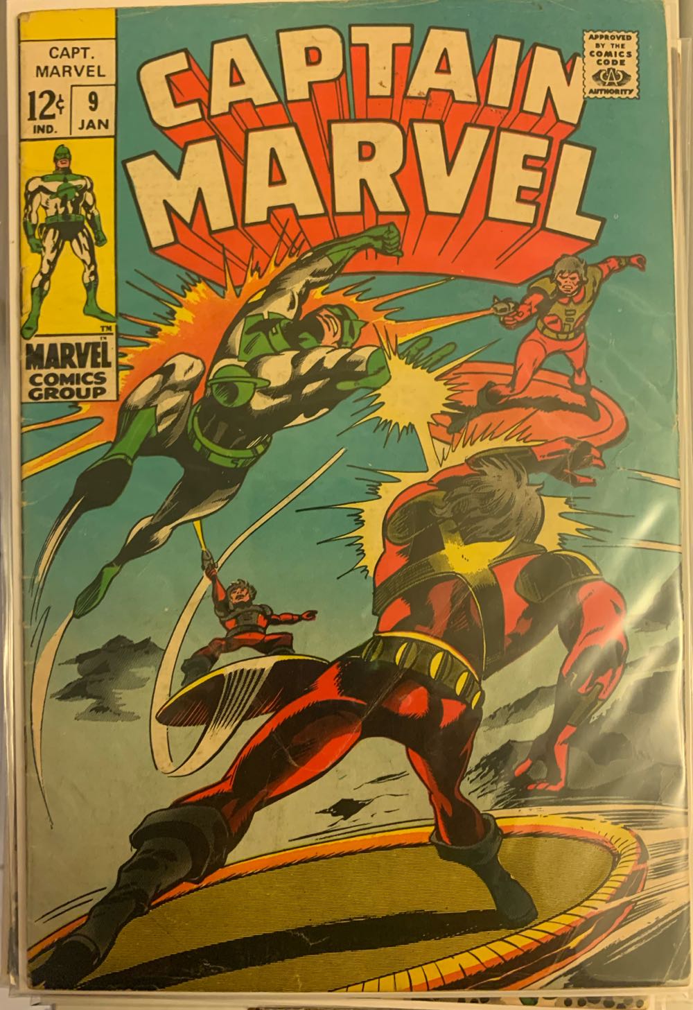 Captain Marvel - Marvel Comics (9 - Jan 1969) comic book collectible [Barcode 071486024606] - Main Image 2