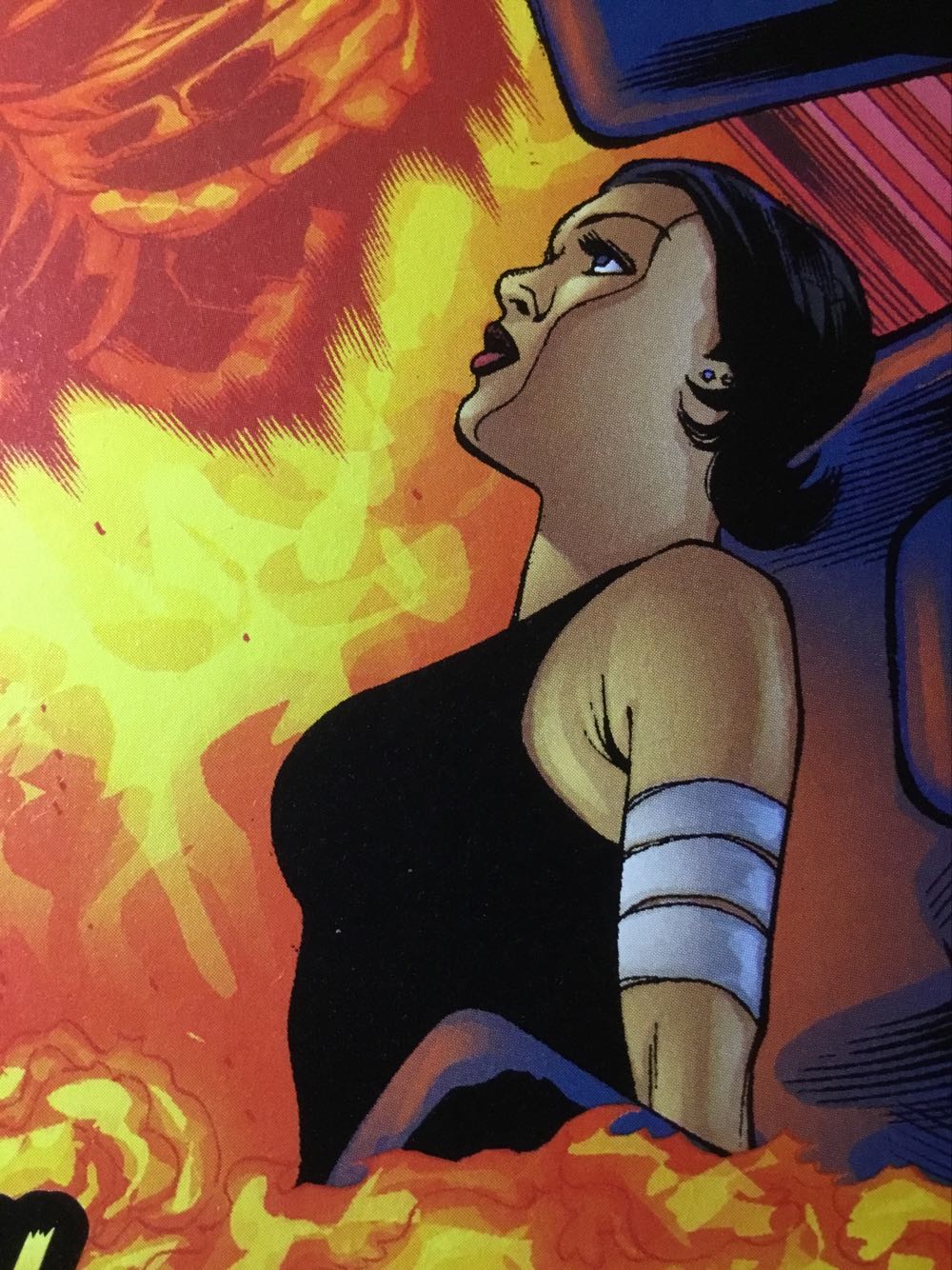 Captain Marvel - Marvel Comics (8 - Aug 2000) comic book collectible [Barcode 071486024606] - Main Image 2