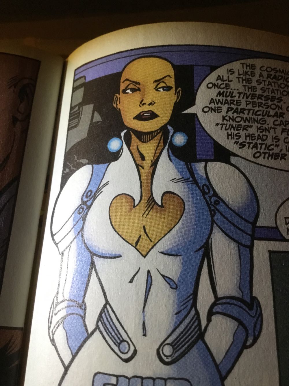 Captain Marvel - Marvel Comics (4 - Apr 2000) comic book collectible [Barcode 75960604815100411] - Main Image 3