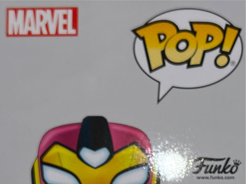 Iron heart Pop 687  comic book collectible - Main Image 2