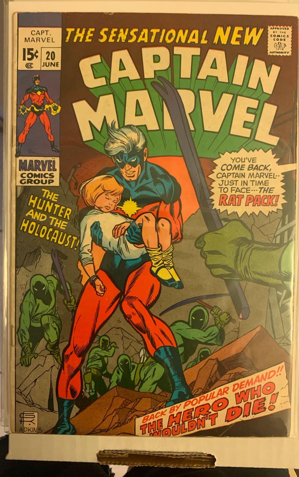 Captain Marvel  (20) comic book collectible - Main Image 2
