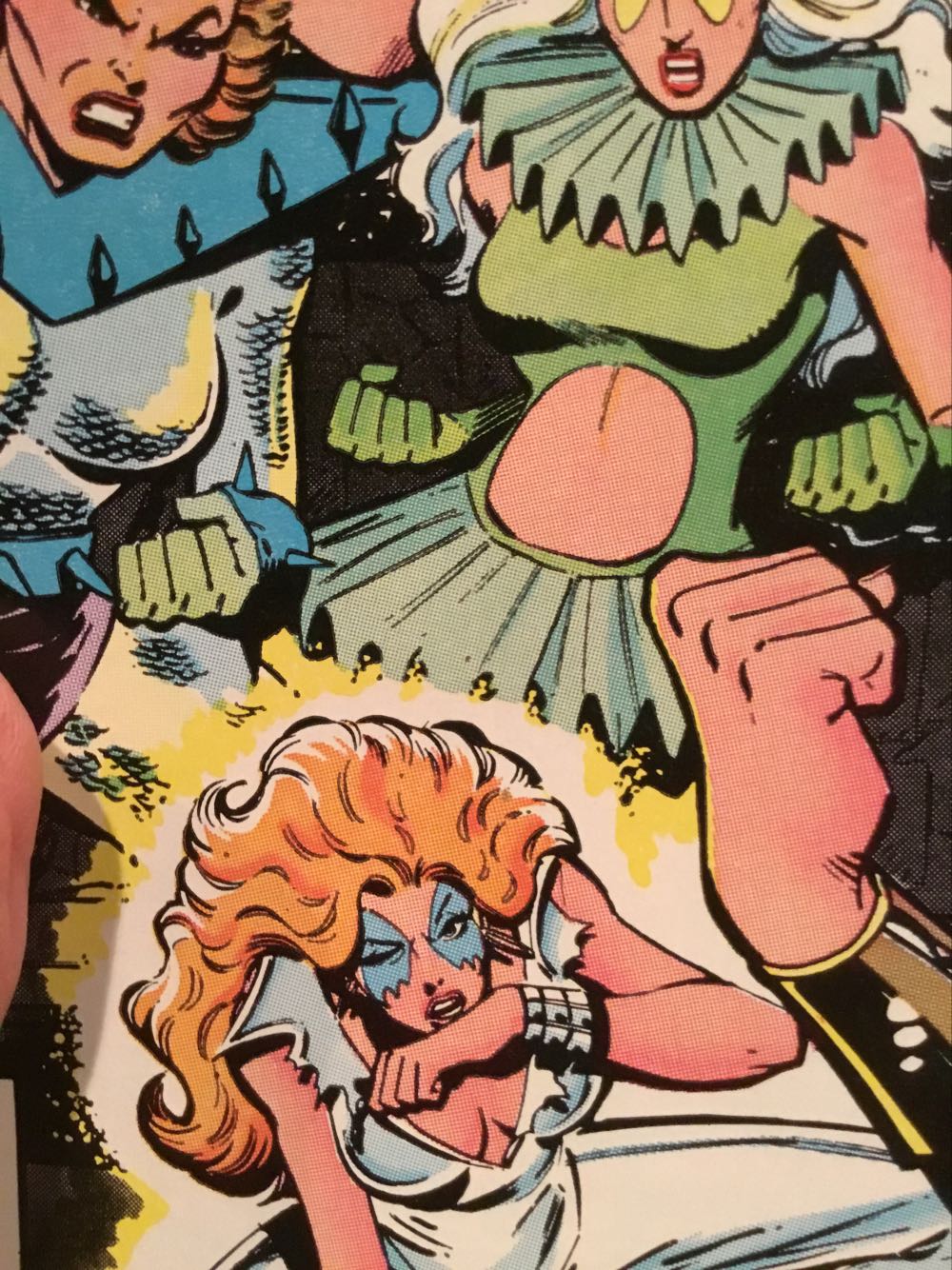 Dazzler - Marvel Comics Group (13 - Mar 1982) comic book collectible [Barcode 071486029953] - Main Image 2