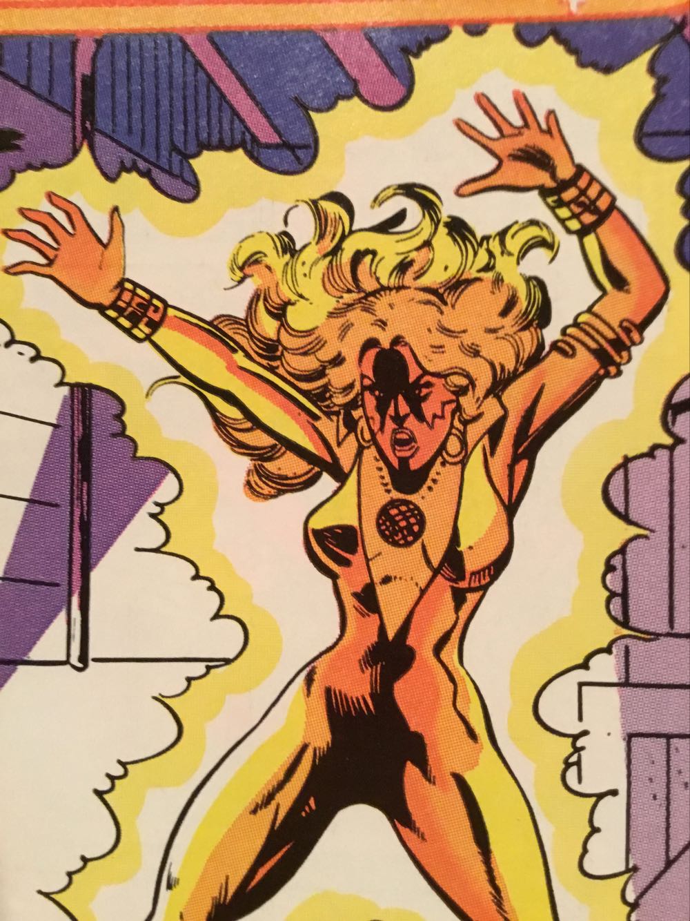 Dazzler - Marvel Comic Group (14 - Apr 1982) comic book collectible [Barcode 071486029953] - Main Image 2