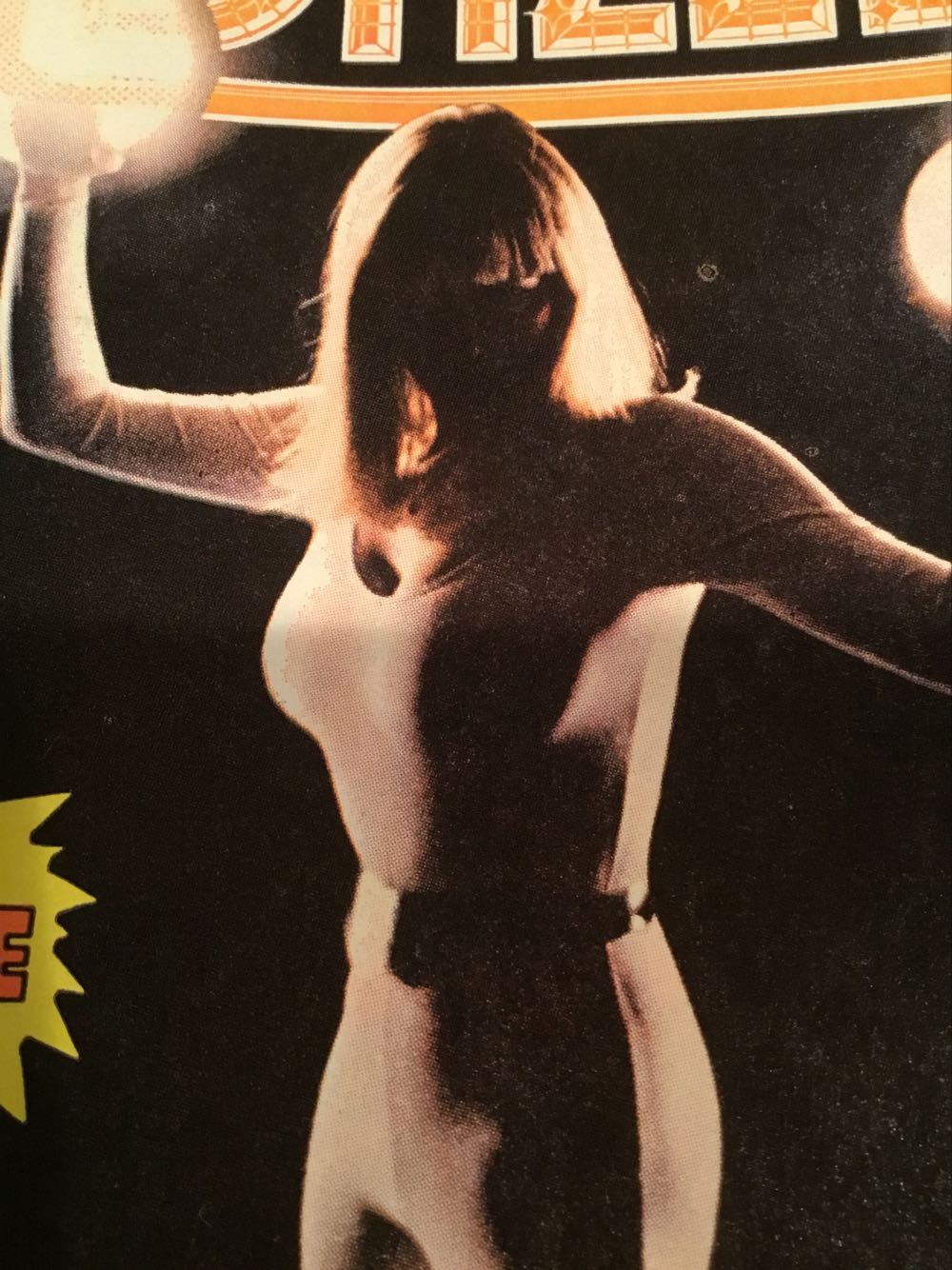 Dazzler - Marvel Comics (21 - Nov 1982) comic book collectible [Barcode 071486029953] - Main Image 2