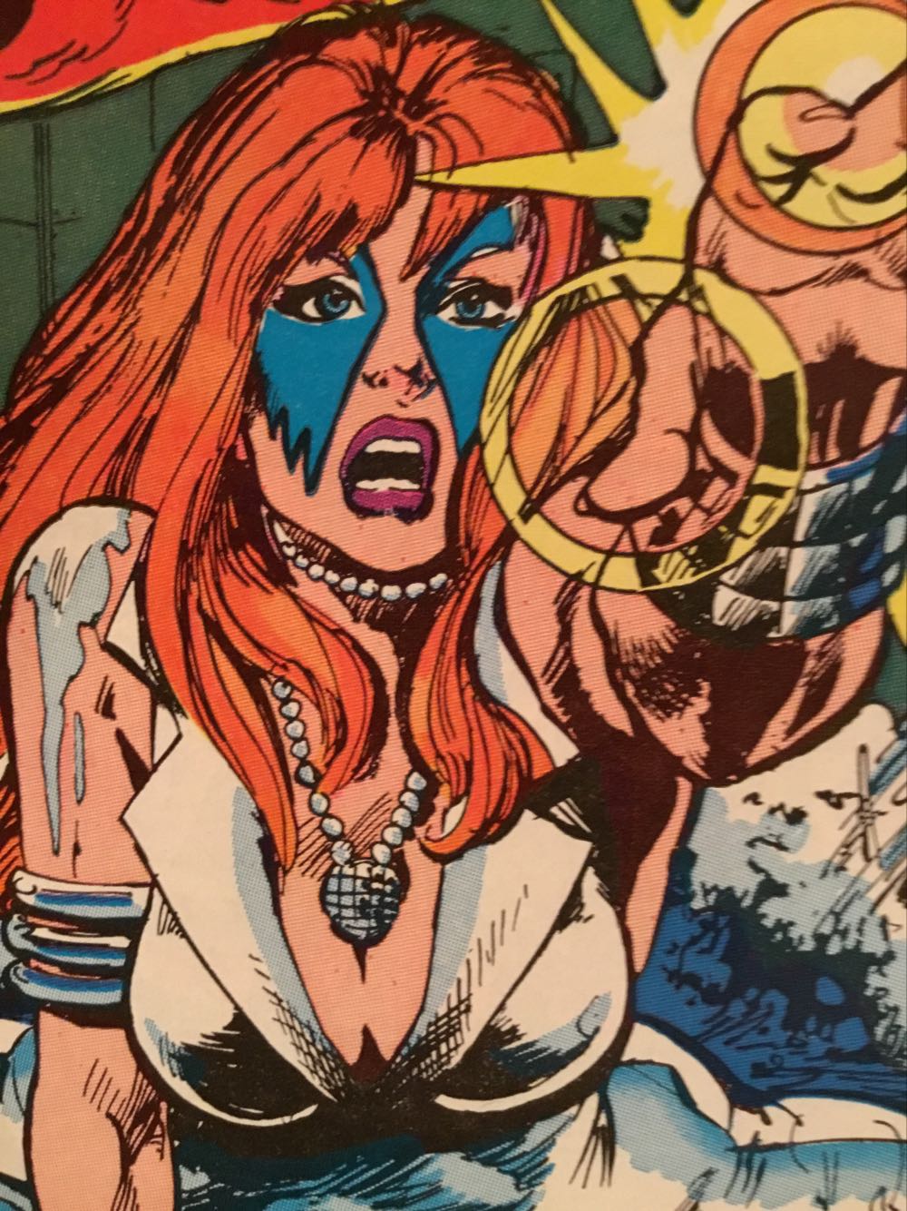 Dazzler - Marvel (15 - May 1982) comic book collectible [Barcode 071486029953] - Main Image 2