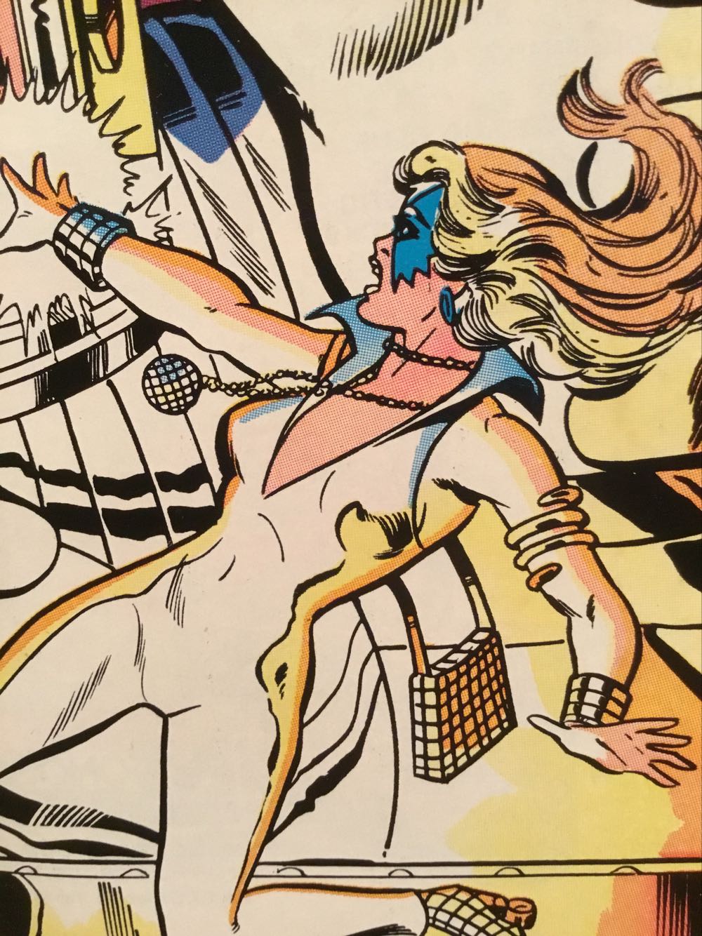 Dazzler - Marvel Comics Group (10 - 12/1981) comic book collectible - Main Image 2