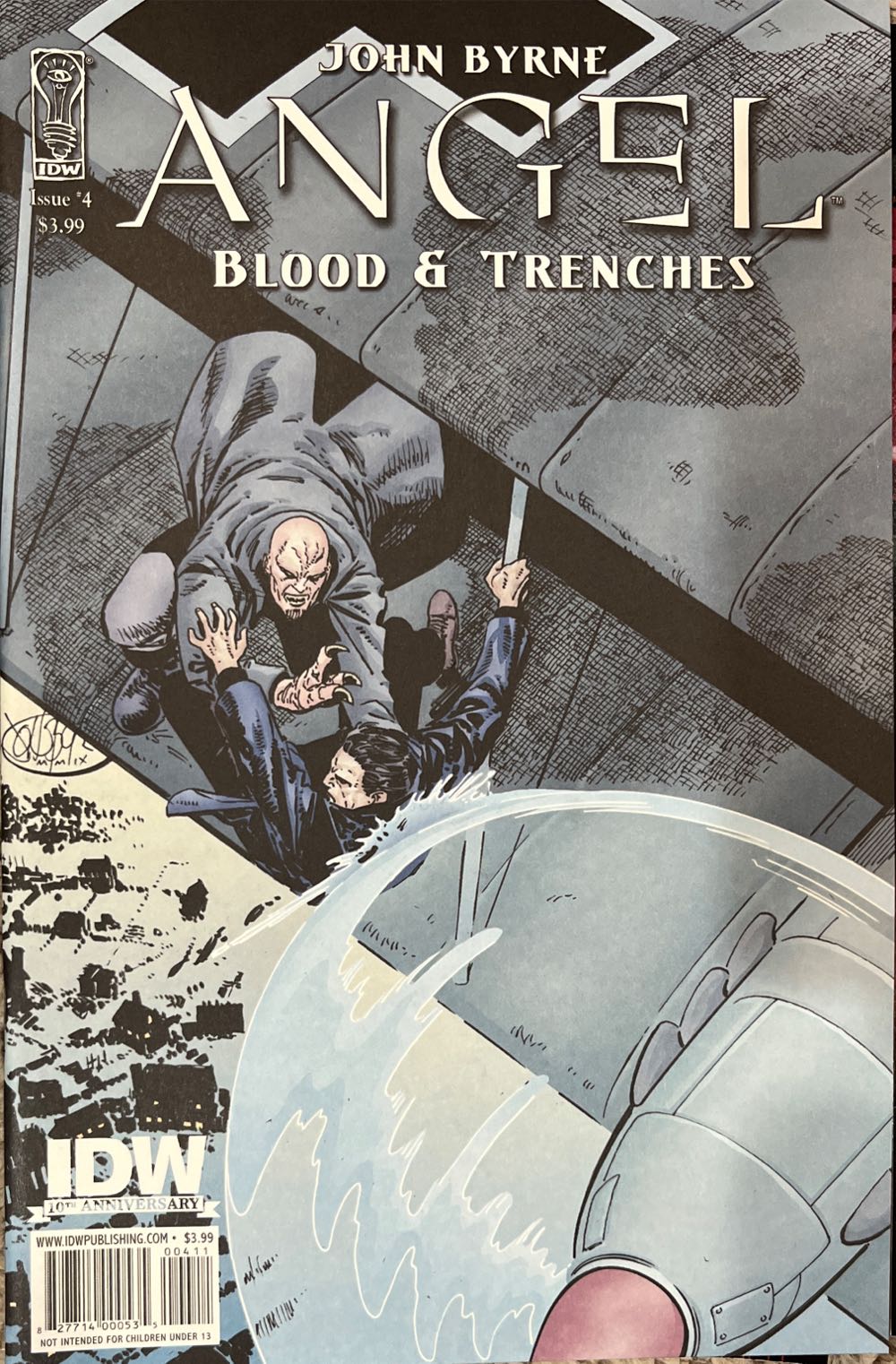 Angel: Blood & Trenches - IDW Publishing (4 - Jun 2009) comic book collectible [Barcode 82771400053500411] - Main Image 2