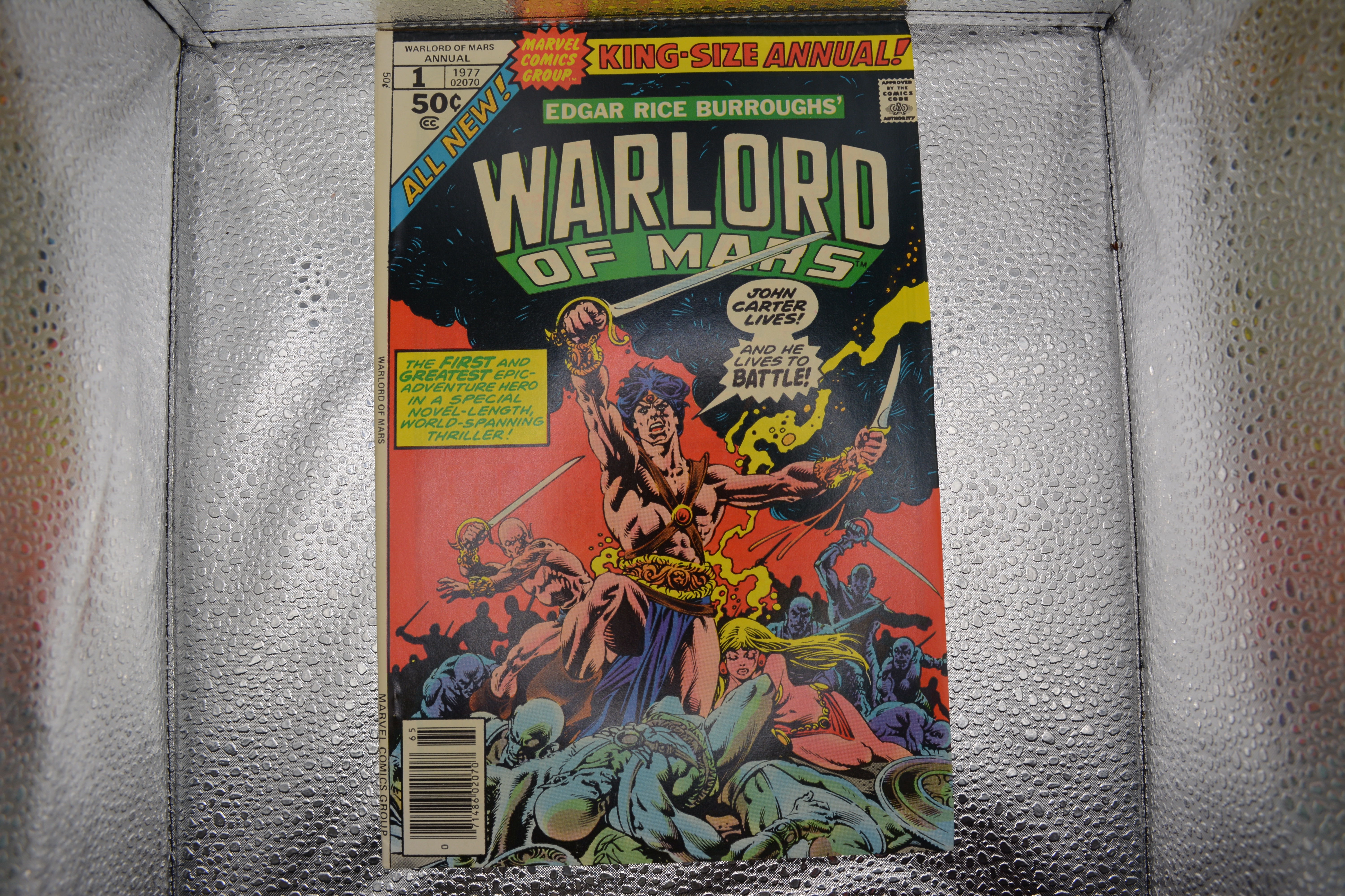 Warlord Of Mars - Marvel (1 - Dec 1976) comic book collectible [Barcode 07148602070765] - Main Image 2