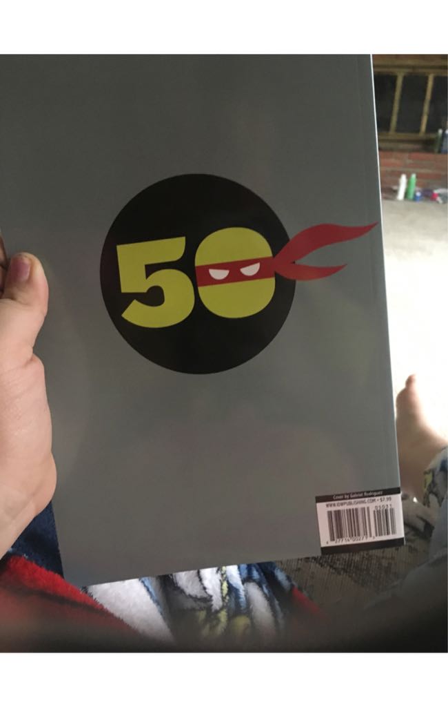 Teenage Mutant Ninja Turtles - IDW (50) comic book collectible [Barcode 82111400211302711] - Main Image 2