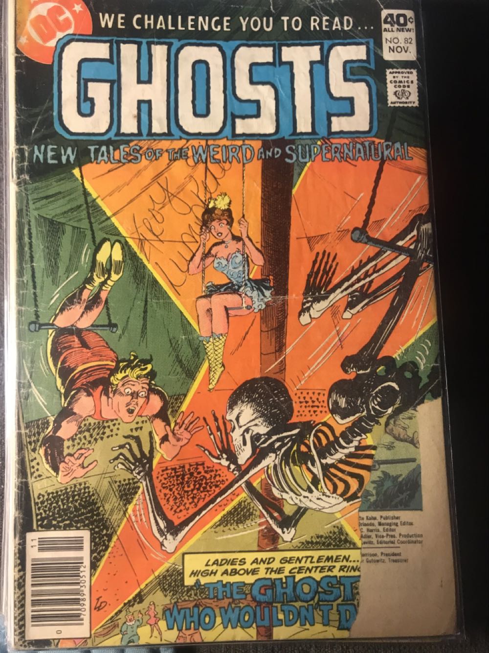 Ghosts - DC Comics (82 - Nov 1979) comic book collectible [Barcode 070989305120] - Main Image 2
