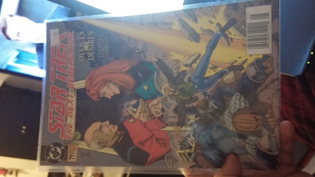 Star Trek The Next Generation - DC Comics (71 - May 1995) comic book collectible [Barcode 070989312401] - Main Image 1