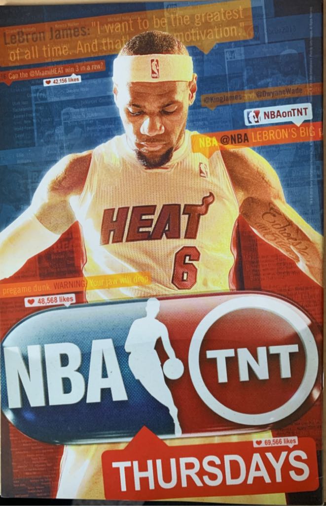 Batwoman - DC Comics (25 - Jan 2014) comic book collectible [Barcode 761941264806] - Main Image 2