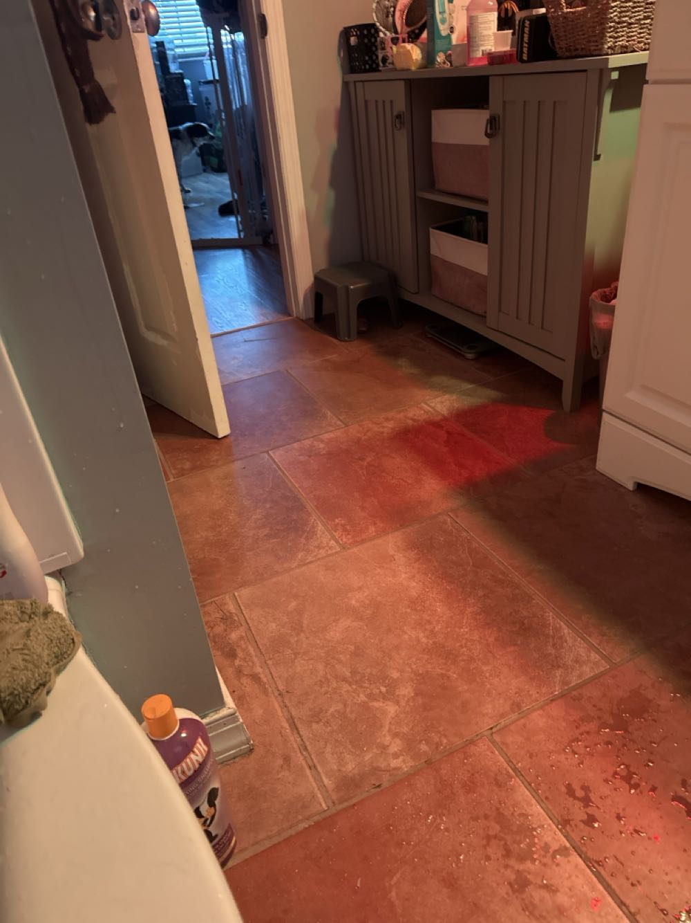 Batwoman: Futures End - DC (Detective Comics) (1 - Nov 2014) comic book collectible [Barcode 76194132385500111] - Main Image 3