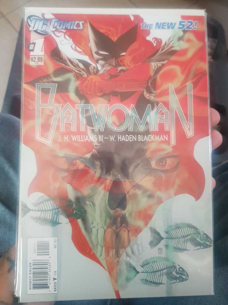 Batwoman (2011) - DC Comics (1 - Nov 2011) comic book collectible [Barcode 76194126480600111] - Main Image 2