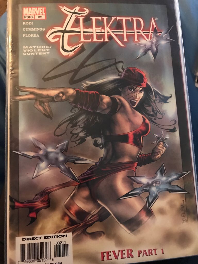 Elektra  (32) comic book collectible [Barcode 759606051328] - Main Image 1