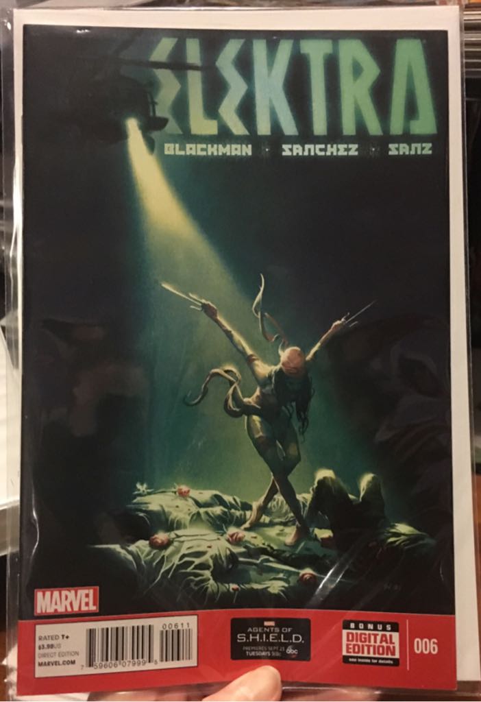 Elektra - Marvel (006 - 11/2014) comic book collectible [Barcode 75960607999500611] - Main Image 1