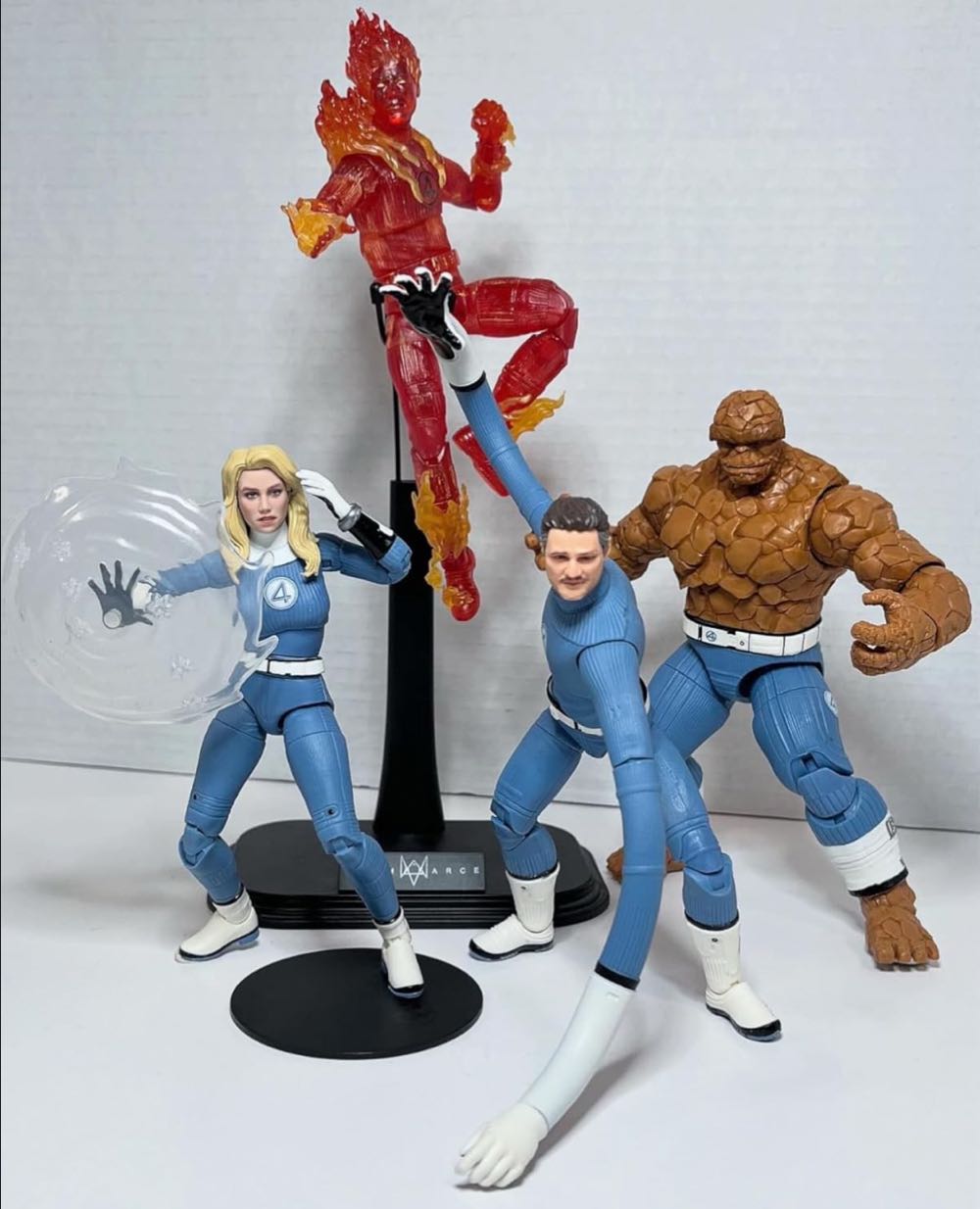 Peter Parker, The Spectacular Spider-man - Marvel Comics (105 - Aug 1985) comic book collectible [Barcode 071486021995] - Main Image 3