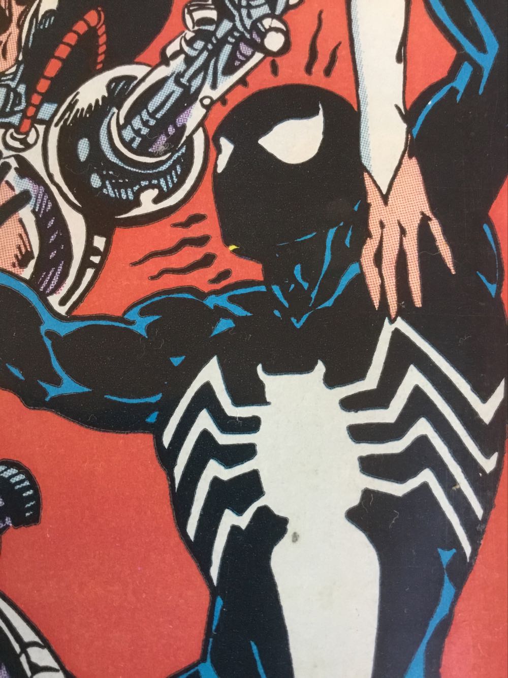Spectacular Spider-Man - Marvel Comis Group (95 - Oct 1984) comic book collectible [Barcode 071486021995] - Main Image 4