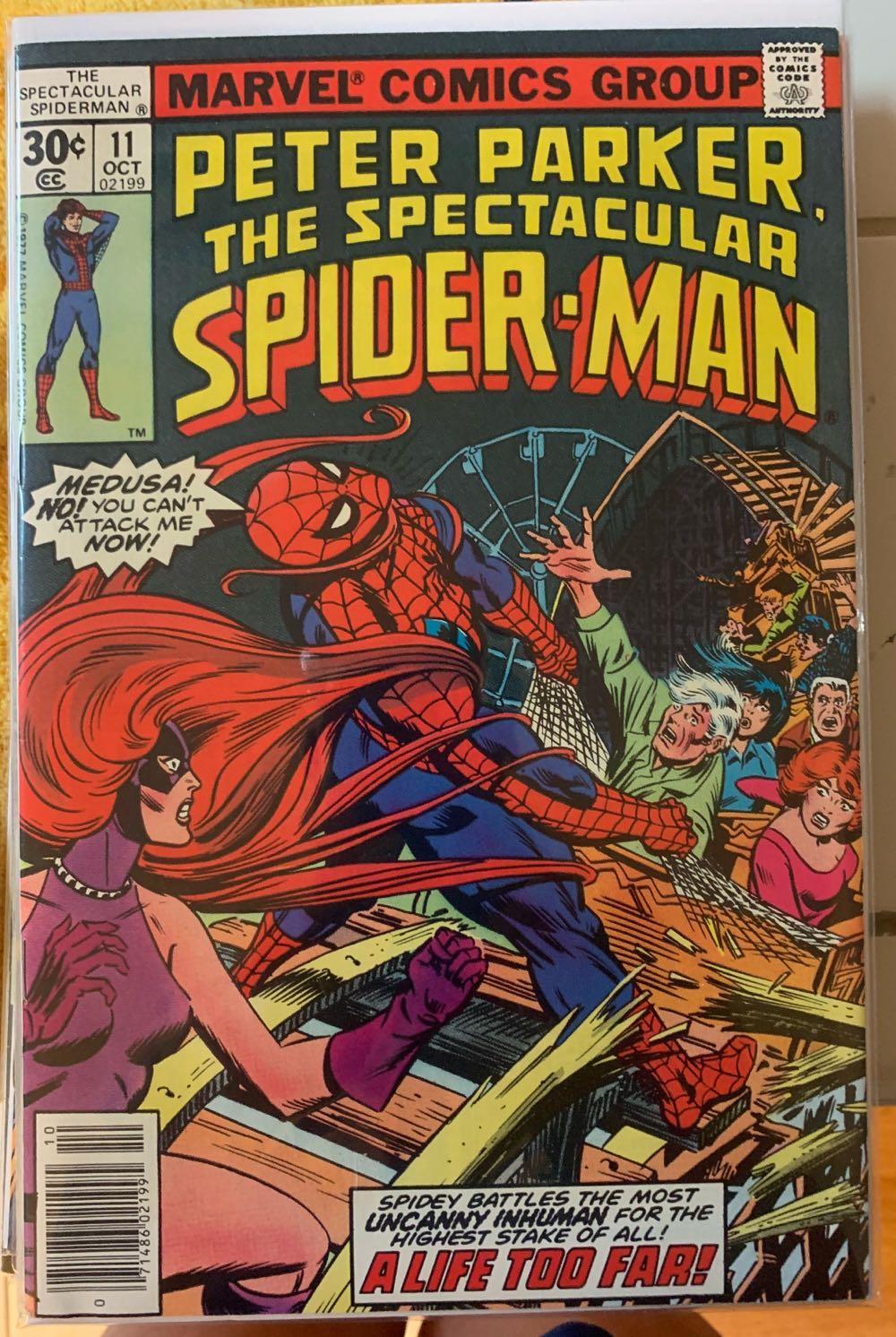 The Spectacular Spider-Man #11 - Marvel Comcs (11 - Oct 1977) comic book collectible [Barcode 071486021995] - Main Image 2