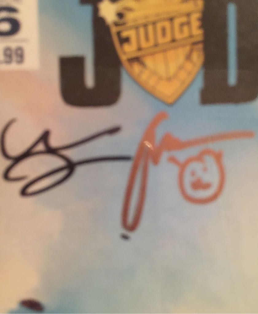 Judge Dredd - IDW (6) comic book collectible - Main Image 2