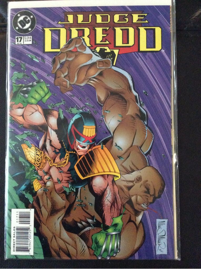 Judge Dredd  (17 - 12/1995) comic book collectible - Main Image 1