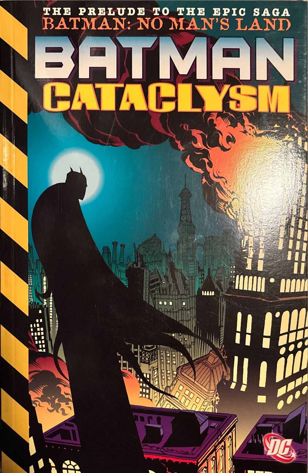 Batman: Cataclysm - DC Comics (1) comic book collectible [Barcode 9781563895272] - Main Image 3