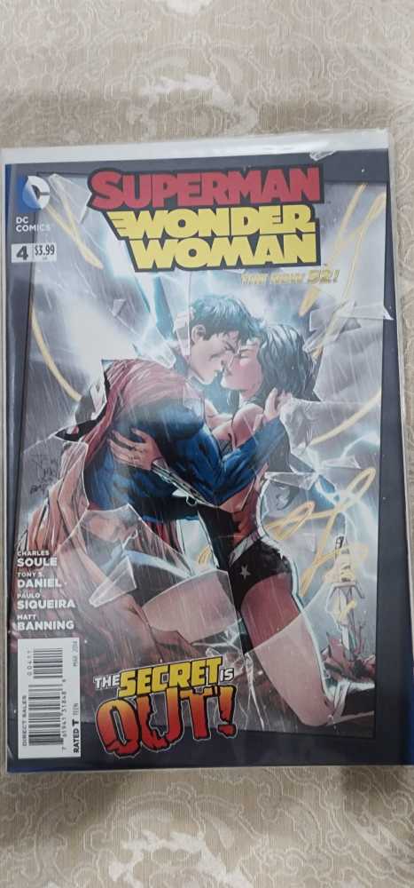 Superman/Wonder Woman - DC (4 - Mar 2014) comic book collectible [Barcode 761941318486] - Main Image 2