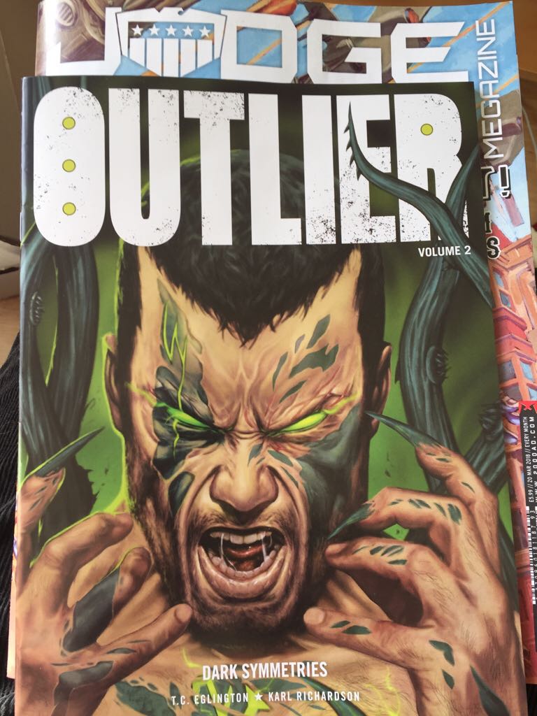 JUDGE DREDD MEGAZINE - Rebellion (393) comic book collectible [Barcode 9770960181149] - Main Image 2