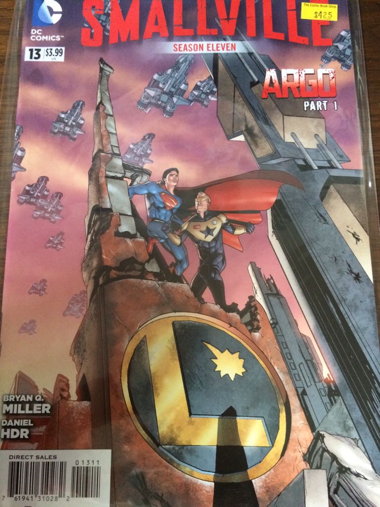 Smallville - DC Comics (13 - Jul 2013) comic book collectible [Barcode 76194131028201311] - Main Image 1