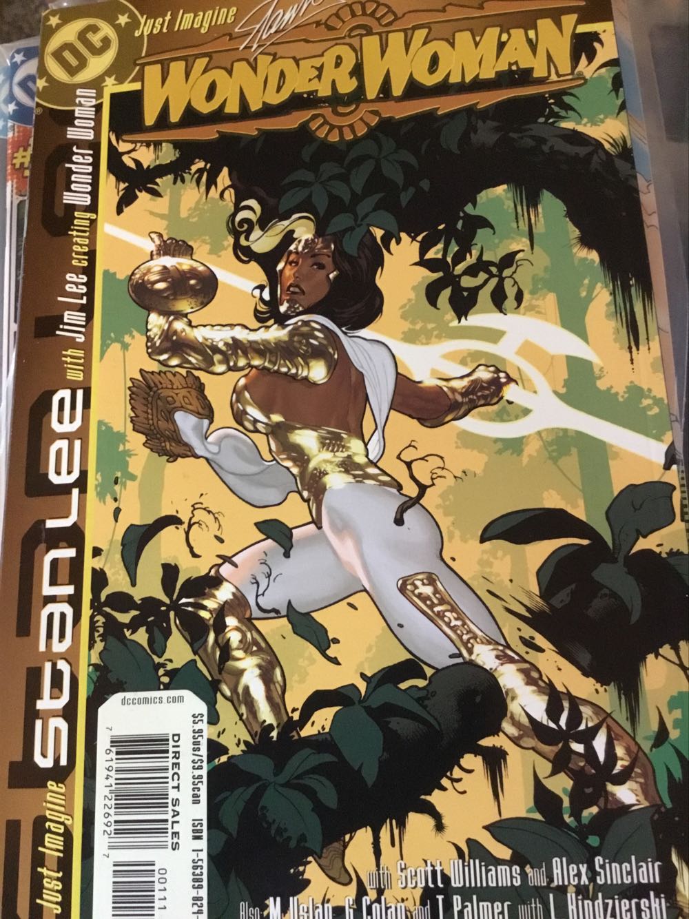 Just Imagine Stan Lees Wonder Woman - DC Comics (1 - Aug 2001) comic book collectible [Barcode 161941826927] - Main Image 2