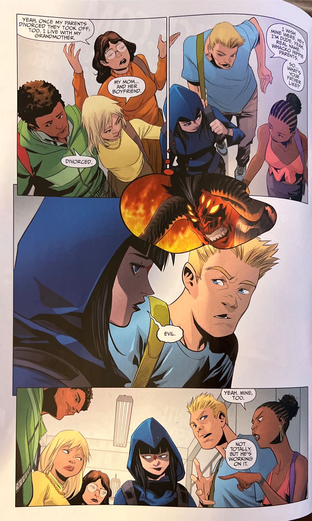 Raven - DC Comics (1) comic book collectible [Barcode 761941335285] - Main Image 2