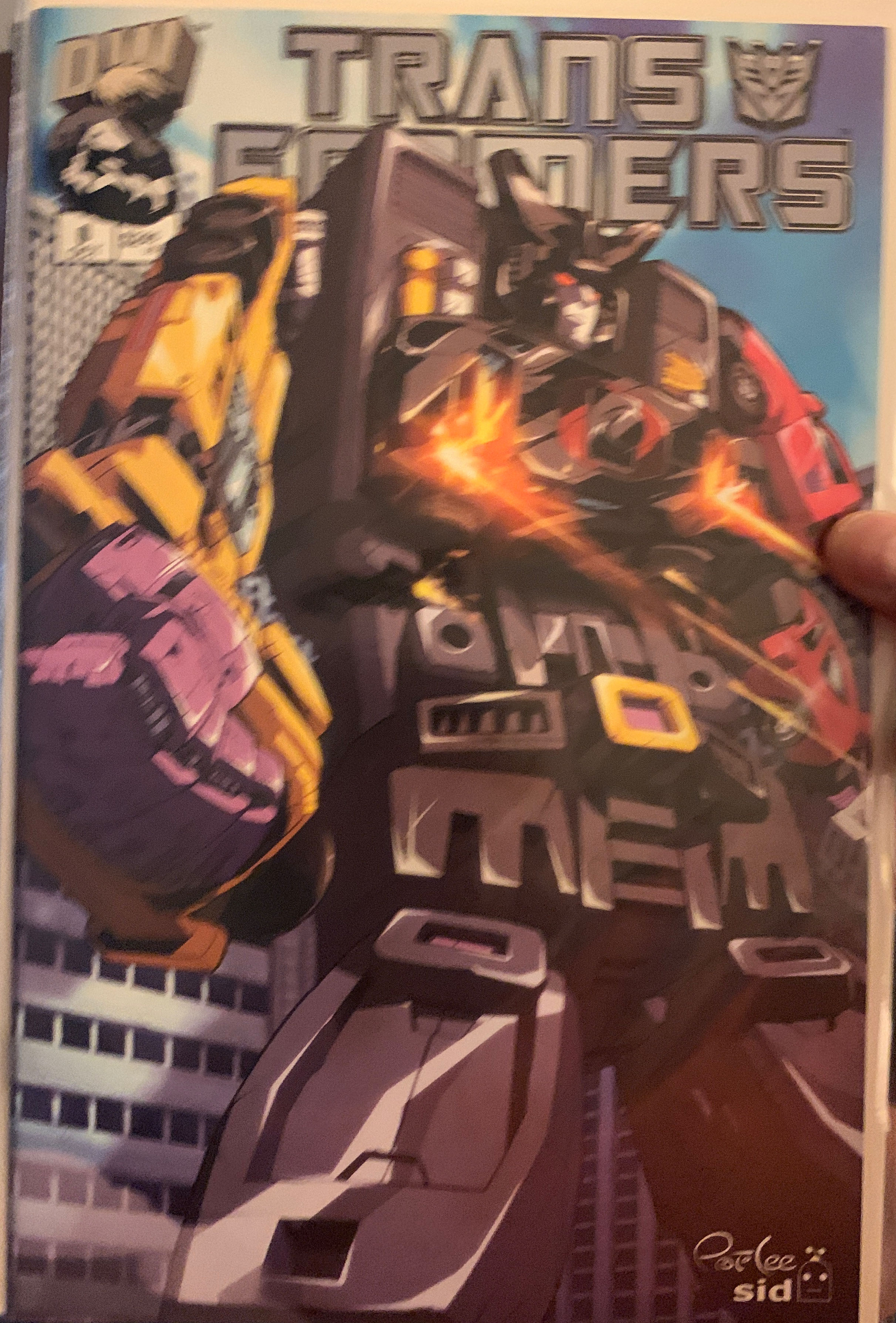Transformers: Generation 1 - Dreamwave (6) comic book collectible [Barcode 9781933239811] - Main Image 2